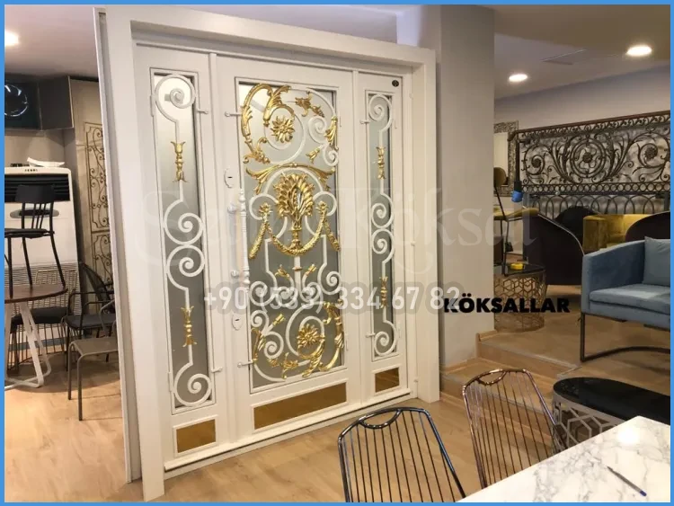 Villa Kapıları
