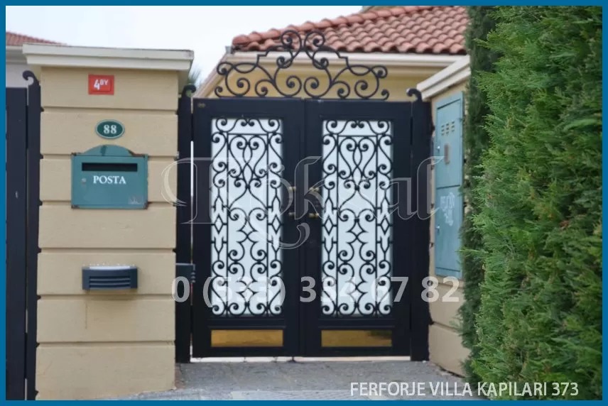 Ferforje Villa Kapıları 373