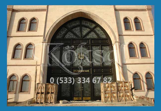 Ferforje Cami Kapıları Modelleri
