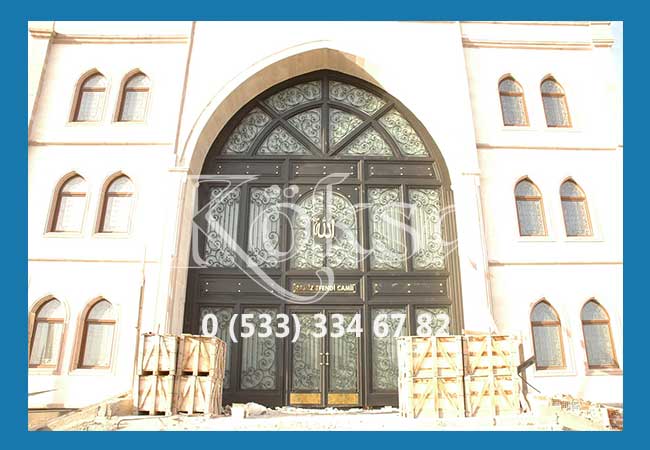 Ferforje Cami Kapıları Ürünleri